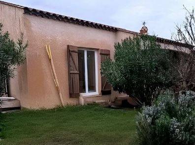 Mandat de gestion locative à Mèze : confier sa maison à un professionnel immobilier