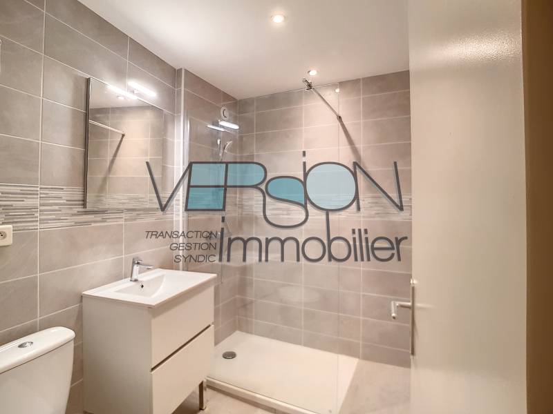 Location à Villeneuve-Les-Béziers